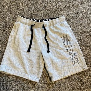 HOLLISTER light gray sweat shorts, adjusts around waist with string
